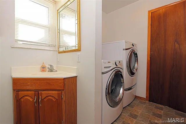 $179,900 | 712 Duckett Street, Advance, MO 63730