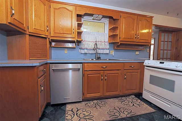 $179,900 | 712 Duckett Street, Advance, MO 63730