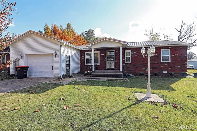 $179,900 | 712 Duckett Street, Advance, MO 63730