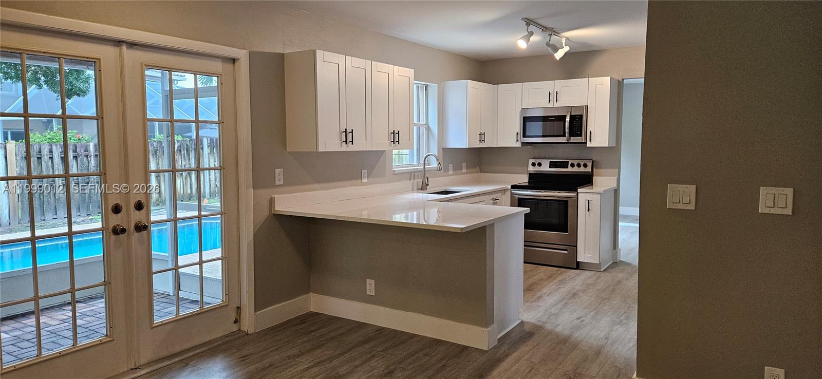 4020 Sabal Lakes Road Delray Beach, FL 33445 - Photo 9 of 40