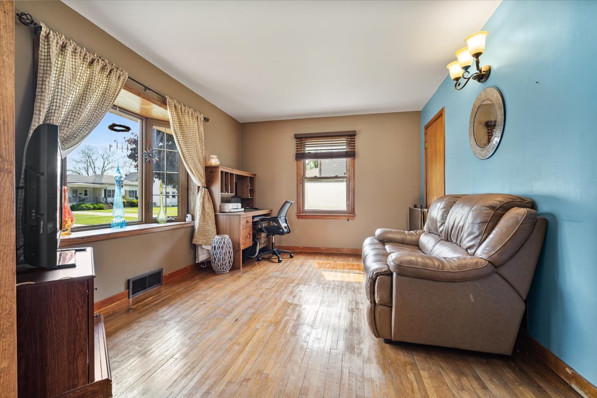 304 West Elm Street Fairbury, IL 61739 - Photo 12 of 38