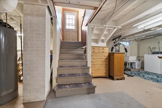 $185,000 | 304 West Elm Street, Fairbury, IL 61739