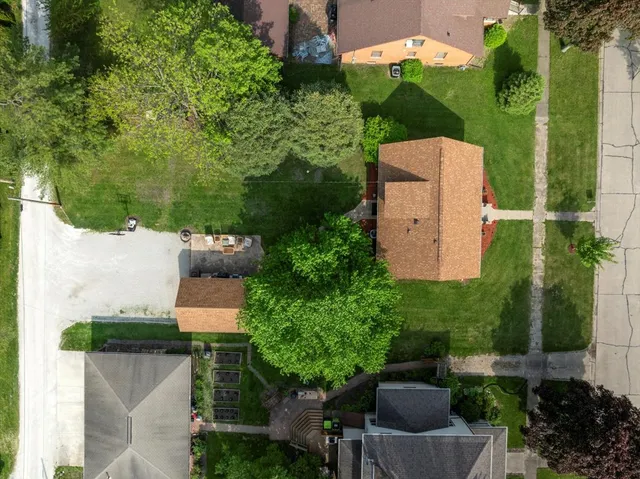 $185,000 | 304 West Elm Street, Fairbury, IL 61739