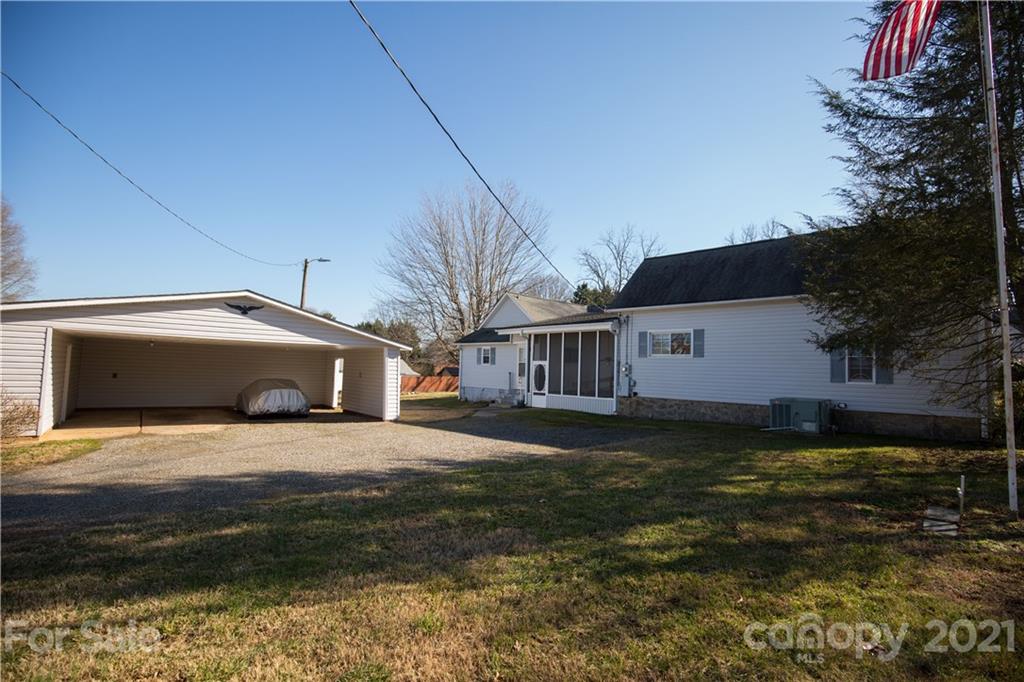 200 Hiddenite Church Road Hiddenite, NC 28636 - Photo 6 of 20