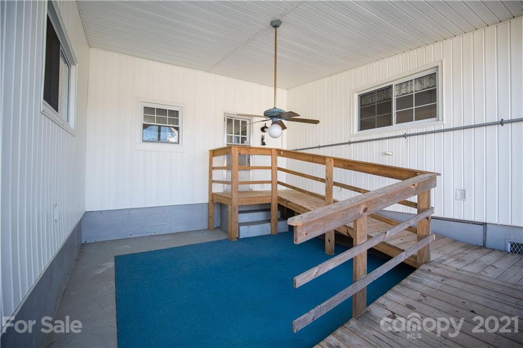 200 Hiddenite Church Road Hiddenite, NC 28636 - Photo 8 of 20 a living room with furniture