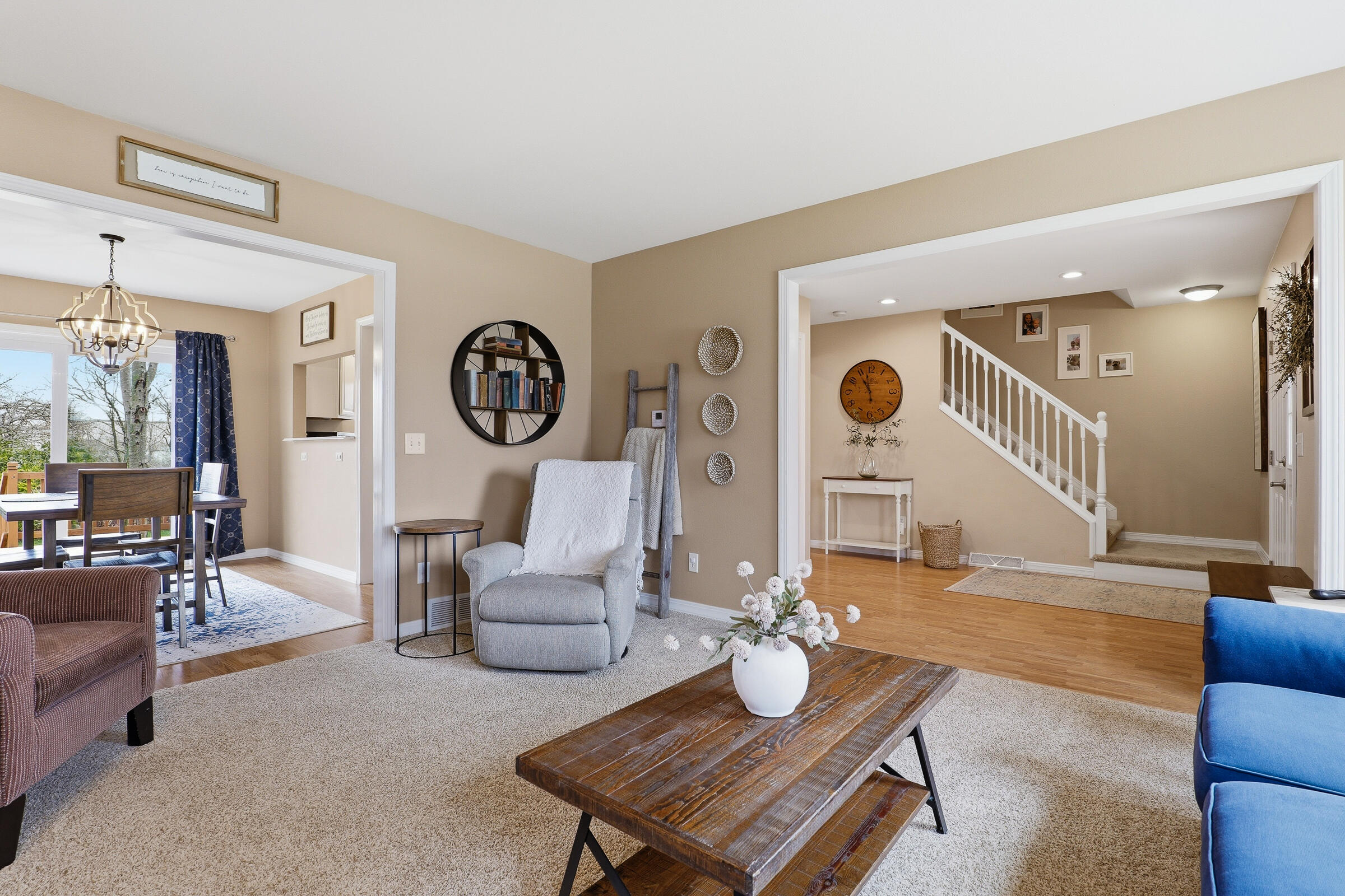 1600 Falcon Way Sheboygan Falls, WI 53085 - Photo 7 of 45 Living Room