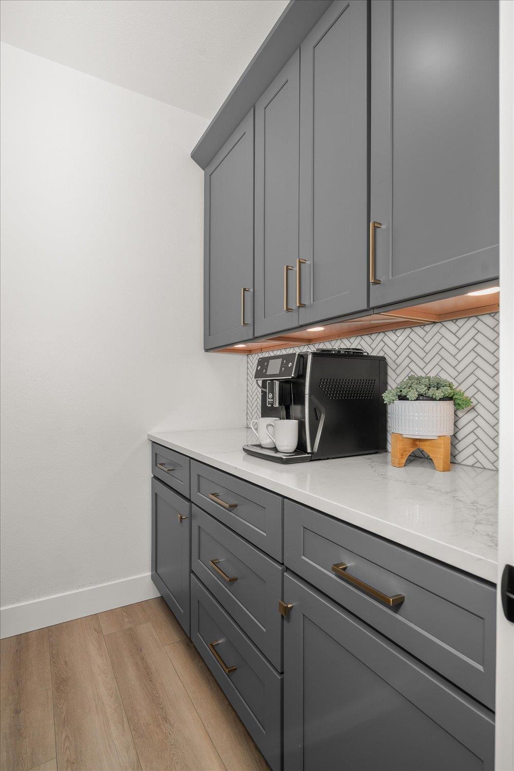 1216 South Greenacres Road Greenacres, WA 99016 - Photo 5 of 36