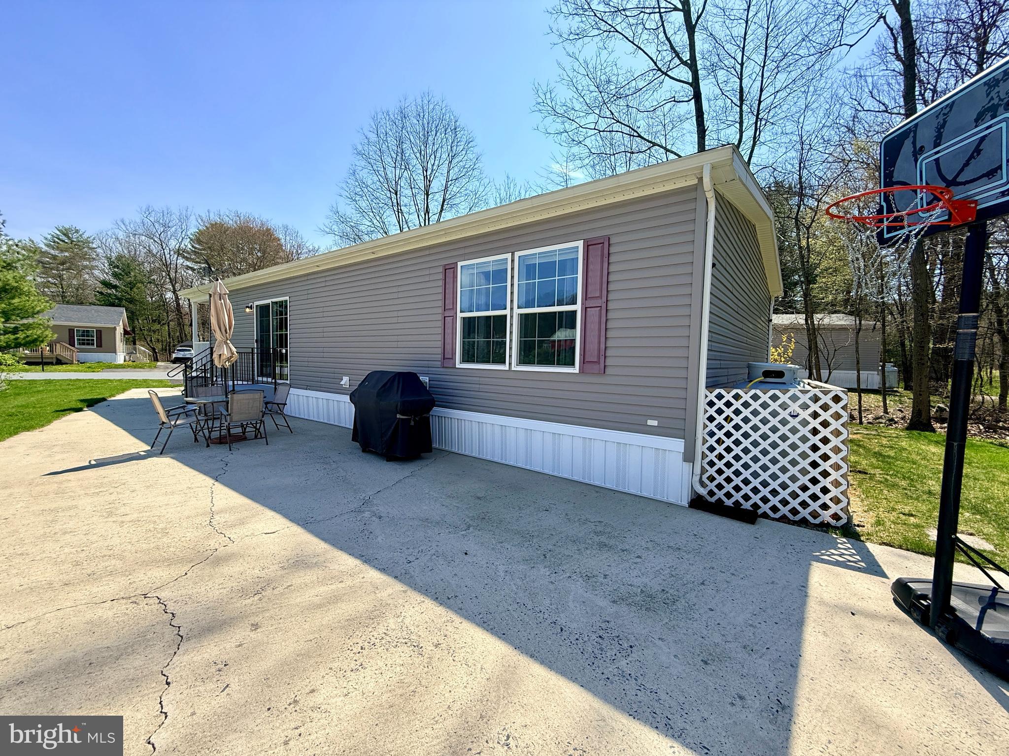 12 Spirit Court New Ringgold, PA 17960 - Photo 7 of 36 North Side Patio