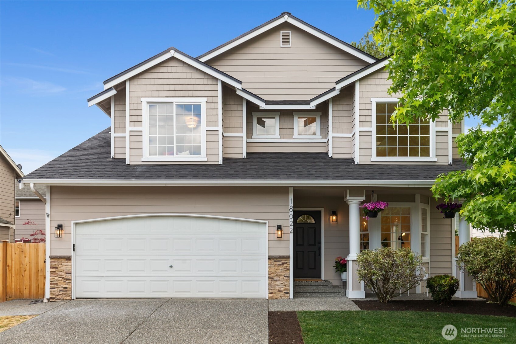 18022 29th Avenue Southeast Bothell, WA 98012 - Photo 2 of 40