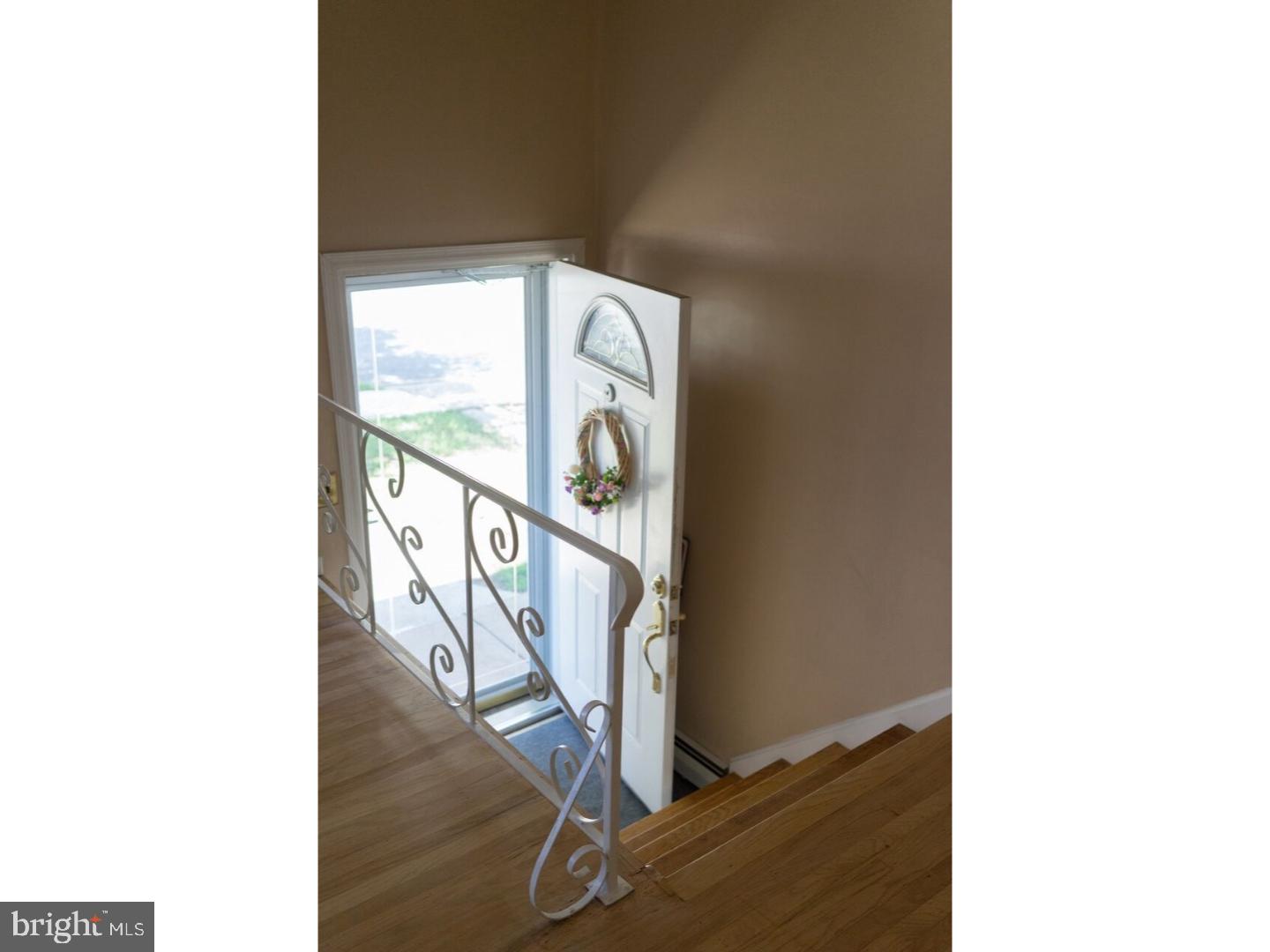 3520 Byrne Road Philadelphia, PA 19154 - Photo 4 of 23 Gallery Image 4