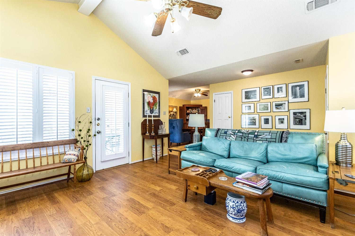 5221 84th Street Lubbock, TX 79424 - Photo 9 of 42 a living room with furniture and a large window