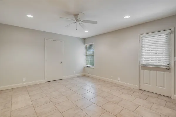 $3,500 | 328 Fawnridge Street, Georgetown, TX 78628