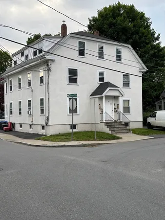 $1,625 | 25 Church Street, Unit 5, Natick, MA 01760