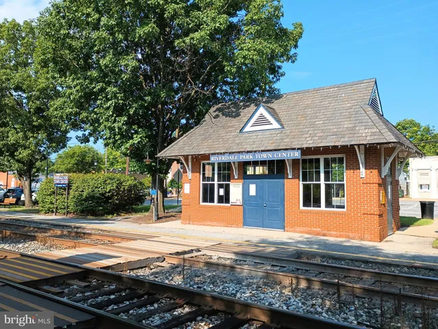 $639,000 | 6717 44th Avenue, Hyattsville, MD 20782