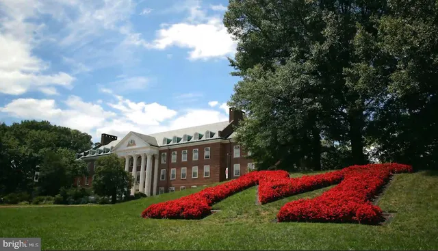 $639,000 | 6717 44th Avenue, Hyattsville, MD 20782