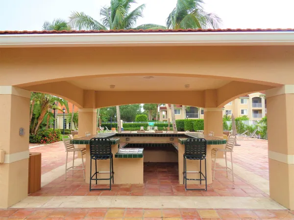 $1,500 | 1650 North 42ND Circle, Unit 206, Vero Beach, FL 32967