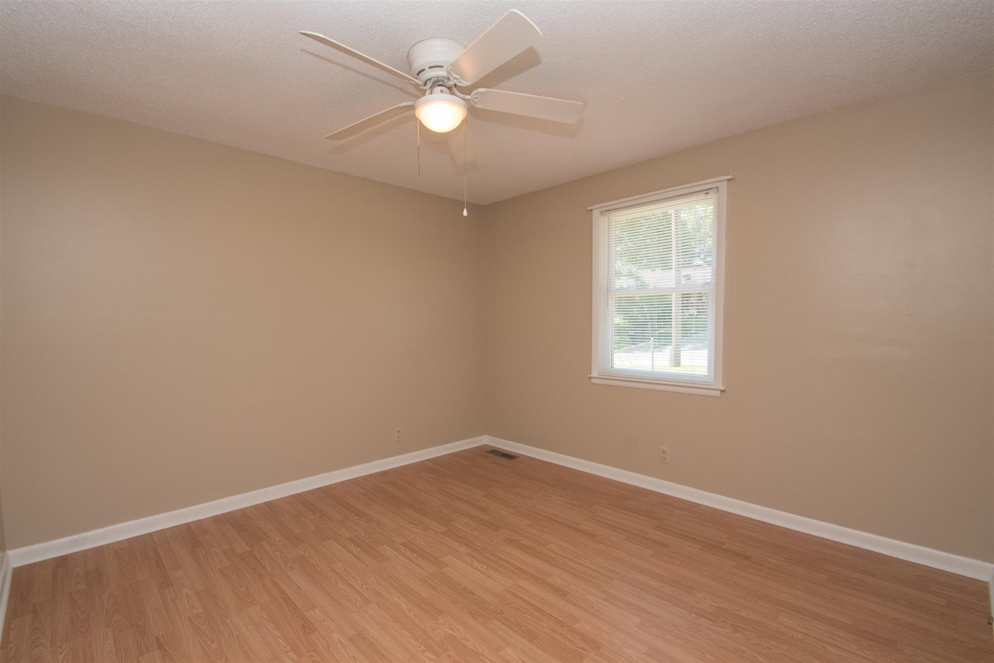 251 Raintree Drive Clarksville, TN 37042 - Photo 11 of 17 Gallery Image 11
