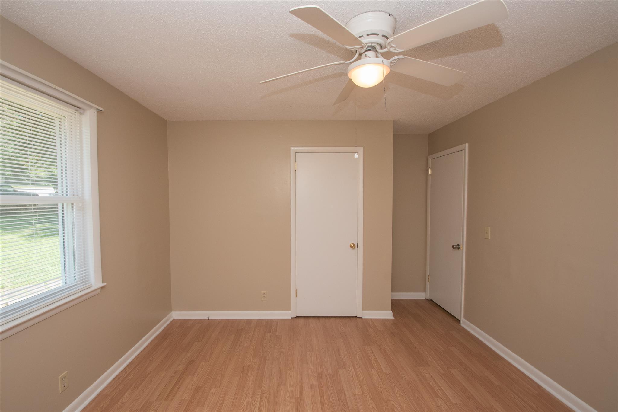 251 Raintree Drive Clarksville, TN 37042 - Photo 12 of 17 Gallery Image 12