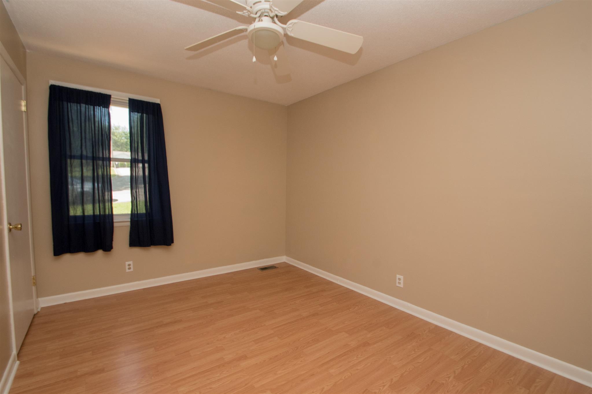 251 Raintree Drive Clarksville, TN 37042 - Photo 10 of 17 Gallery Image 10