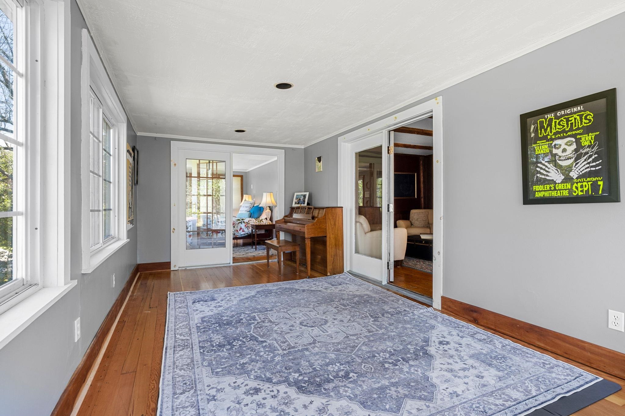 239 Thorndike Road Weare, NH 03281 - Photo 16 of 39 Gallery Image 16