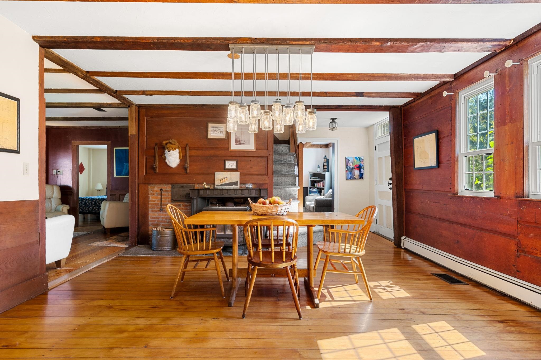 239 Thorndike Road Weare, NH 03281 - Photo 7 of 39 Gallery Image 7