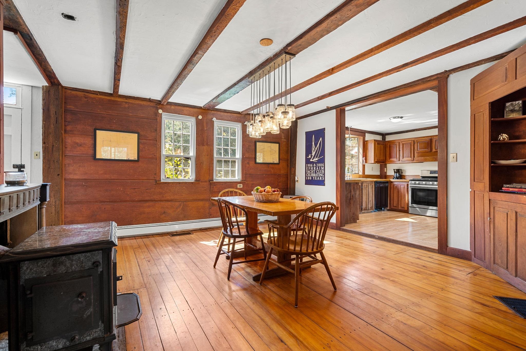 239 Thorndike Road Weare, NH 03281 - Photo 8 of 39 Gallery Image 8