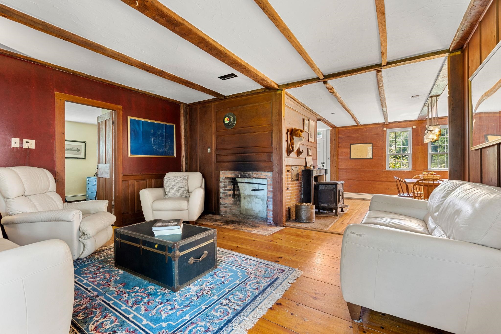 239 Thorndike Road Weare, NH 03281 - Photo 10 of 39 Gallery Image 10