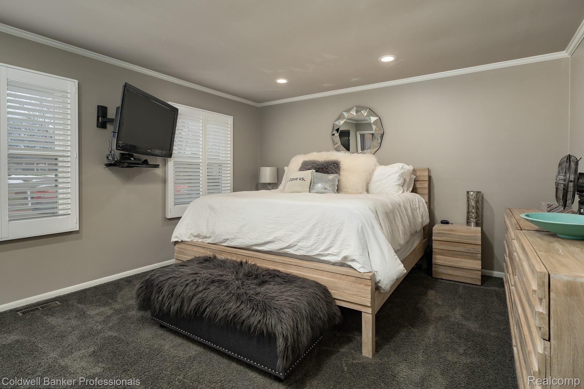 629 Bucknell Court Rochester, MI 48309 - Photo 17 of 37 629-Bucknell-Ct-17.JPG