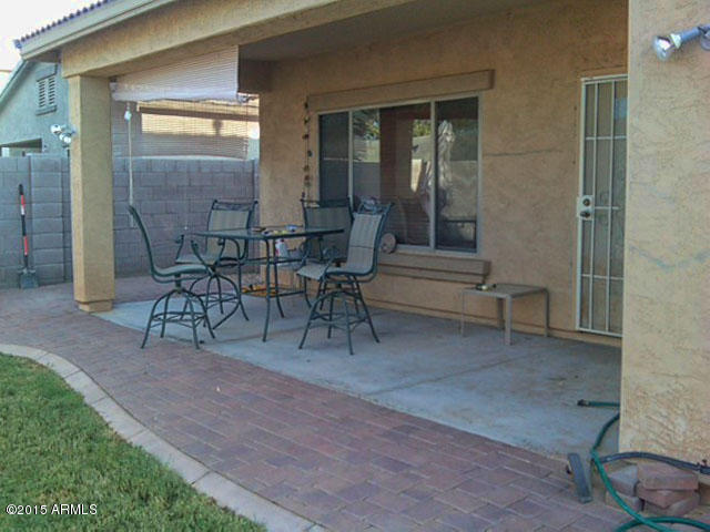 Back Patio (640x480)