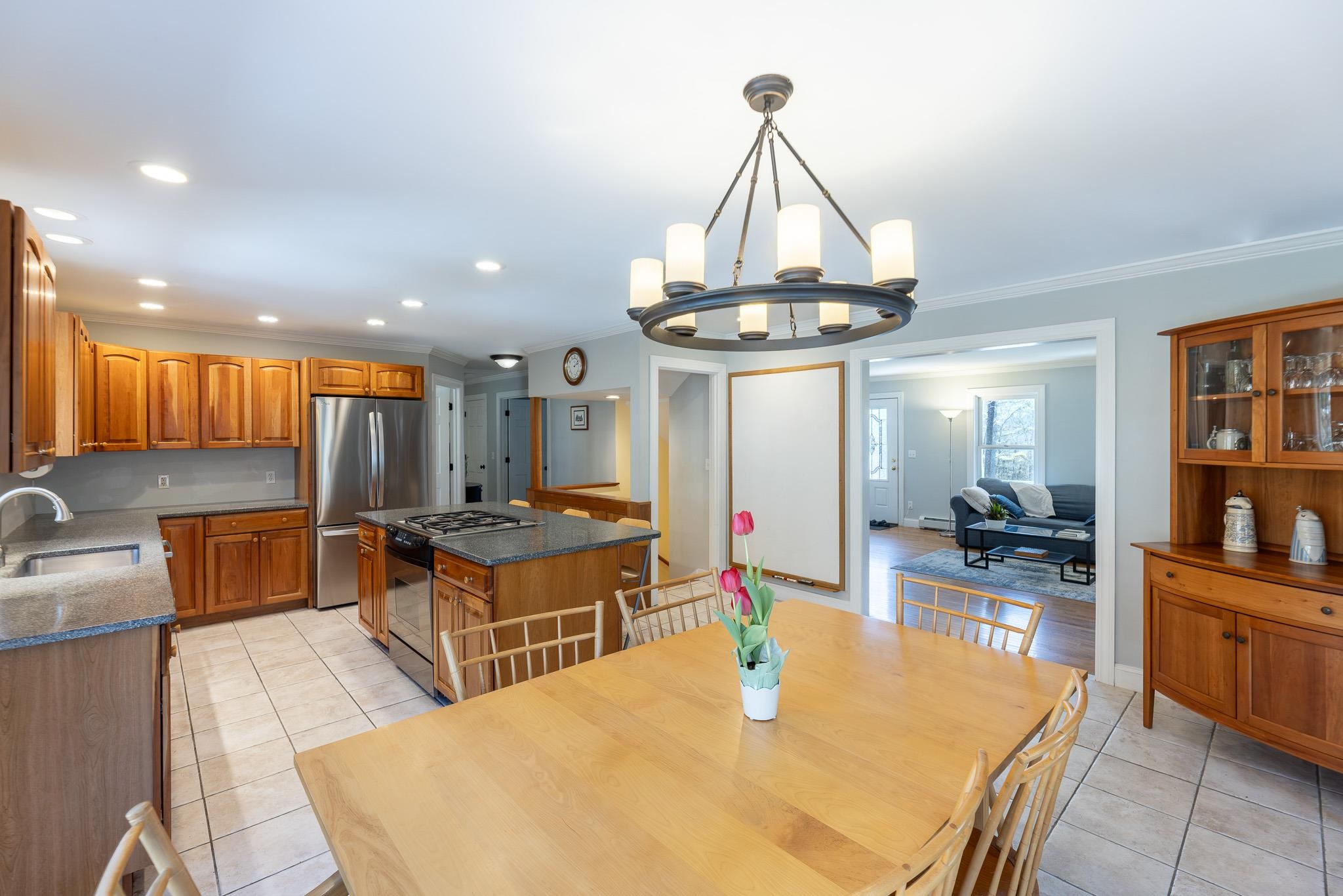 57 Sundback Lane Norwich, VT 05055 - Photo 5 of 55