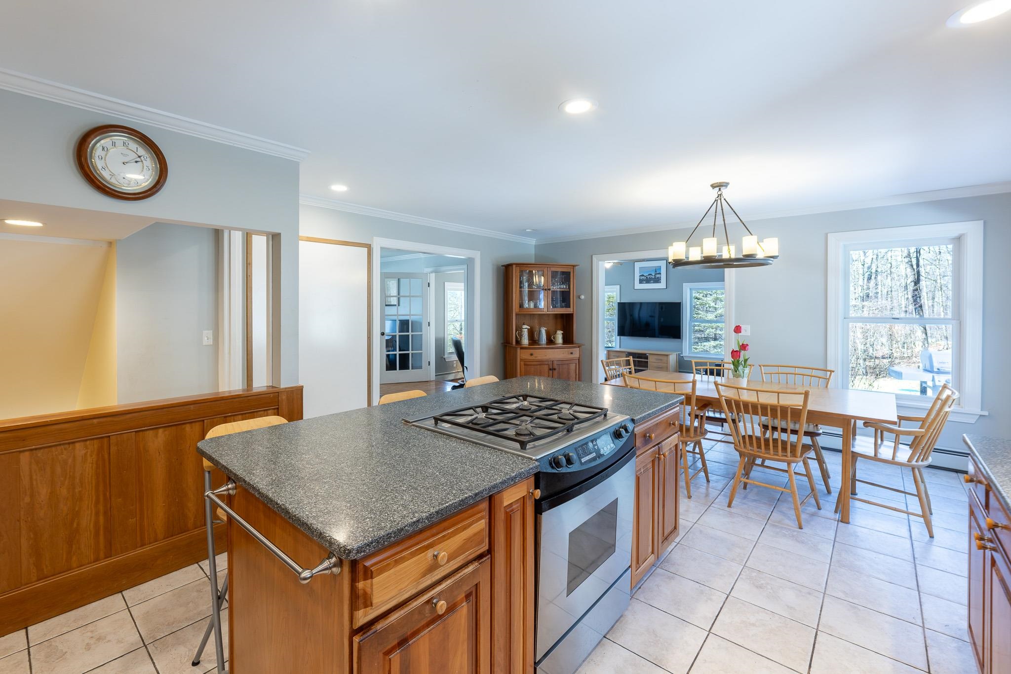 57 Sundback Lane Norwich, VT 05055 - Photo 8 of 55