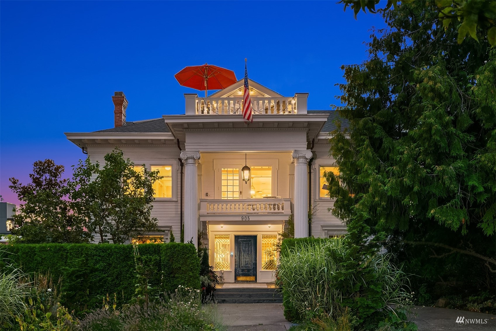 905 12th Avenue East, Seattle, WA 98102 Compass