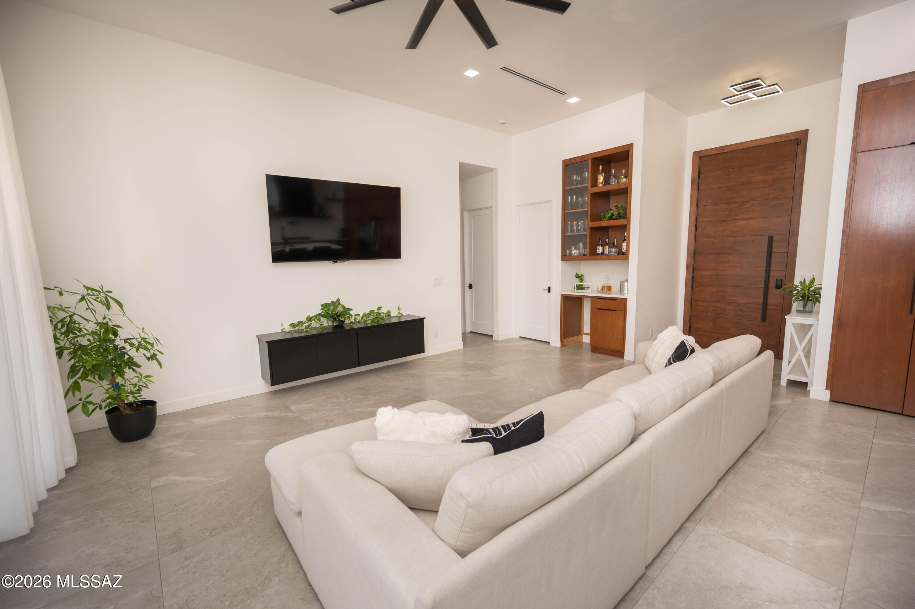 175 Calle Tiburon Rio Rico, AZ 85648 - Photo 9 of 48 Living Area
