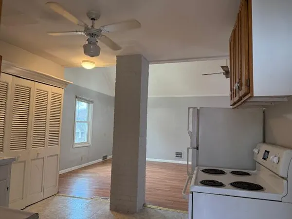 $219,000 | 840 Superior Boulevard, Wyandotte, MI 48192