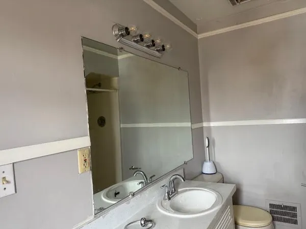 $219,000 | 840 Superior Boulevard, Wyandotte, MI 48192