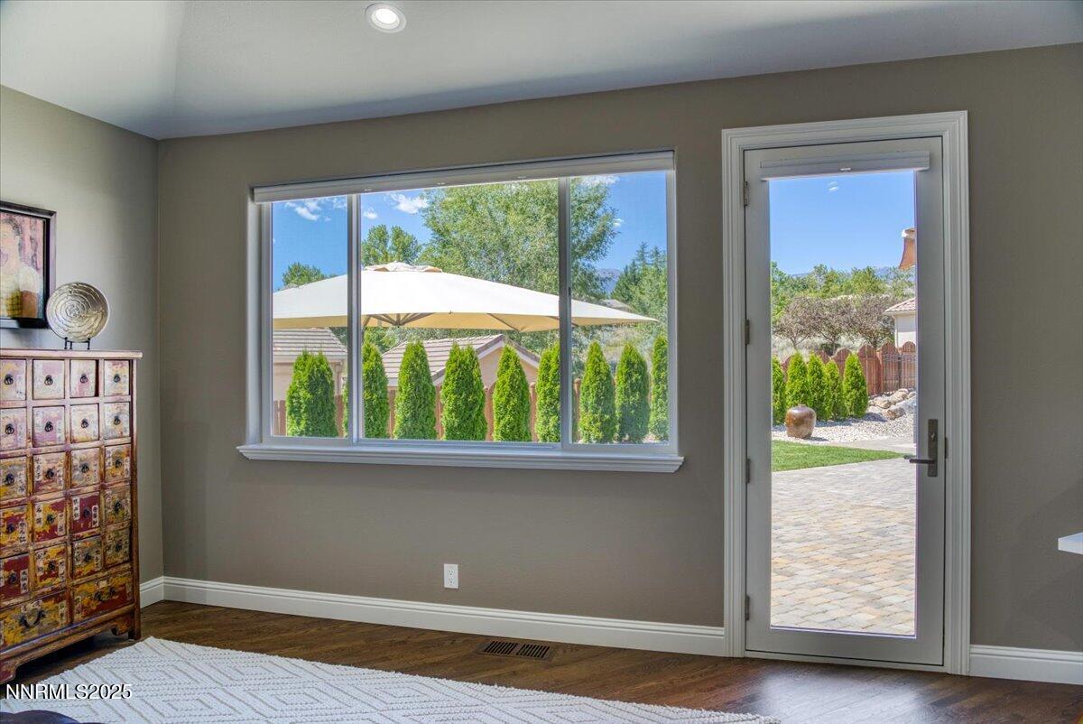 346 Wolf Run Court Reno, NV 89511 - Photo 26 of 56 6 c