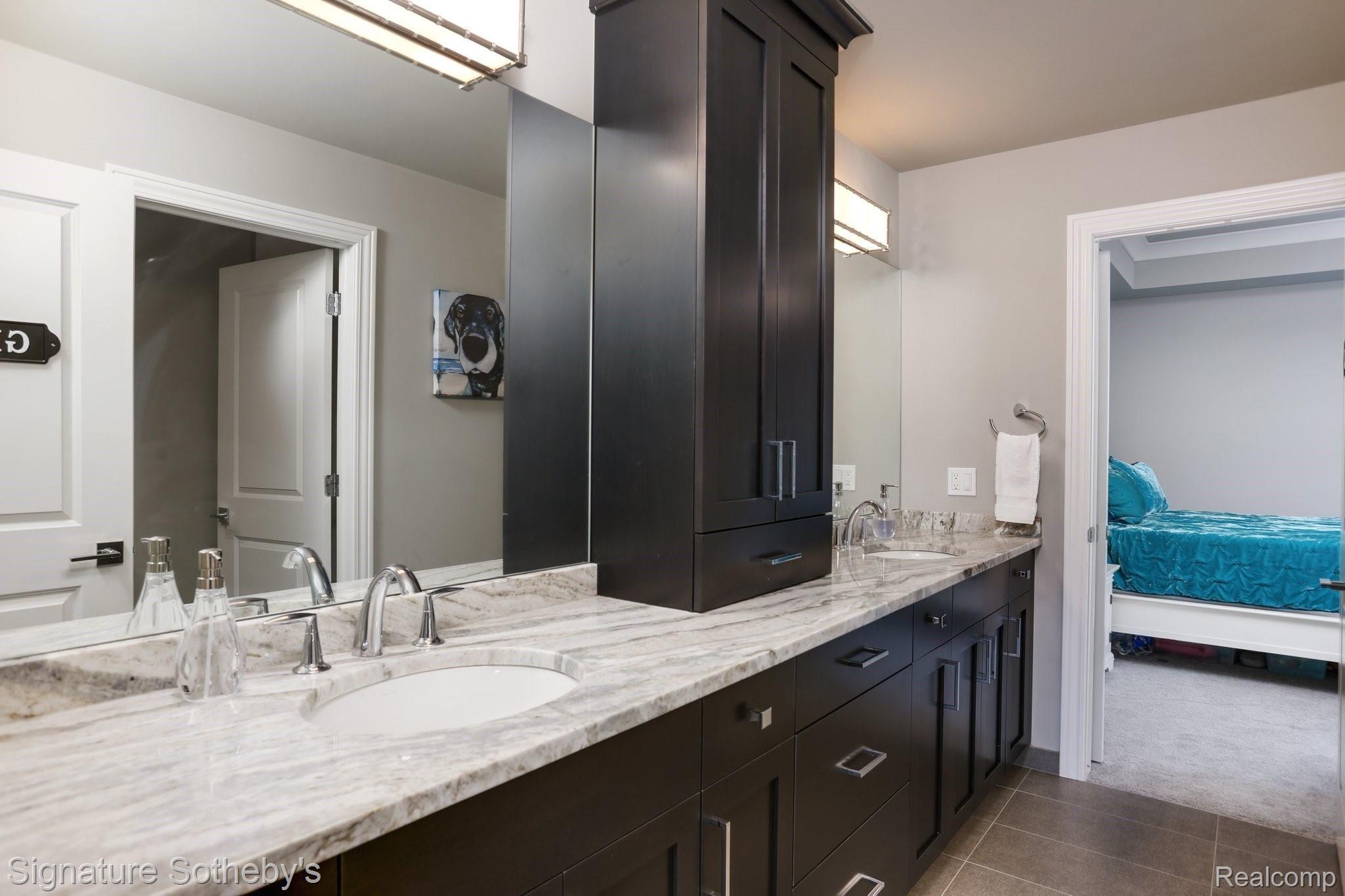 3651 Walnut Brook Drive Rochester, MI 48309 - Photo 39 of 43 3651 Walnut Brook Dr0027.jpg