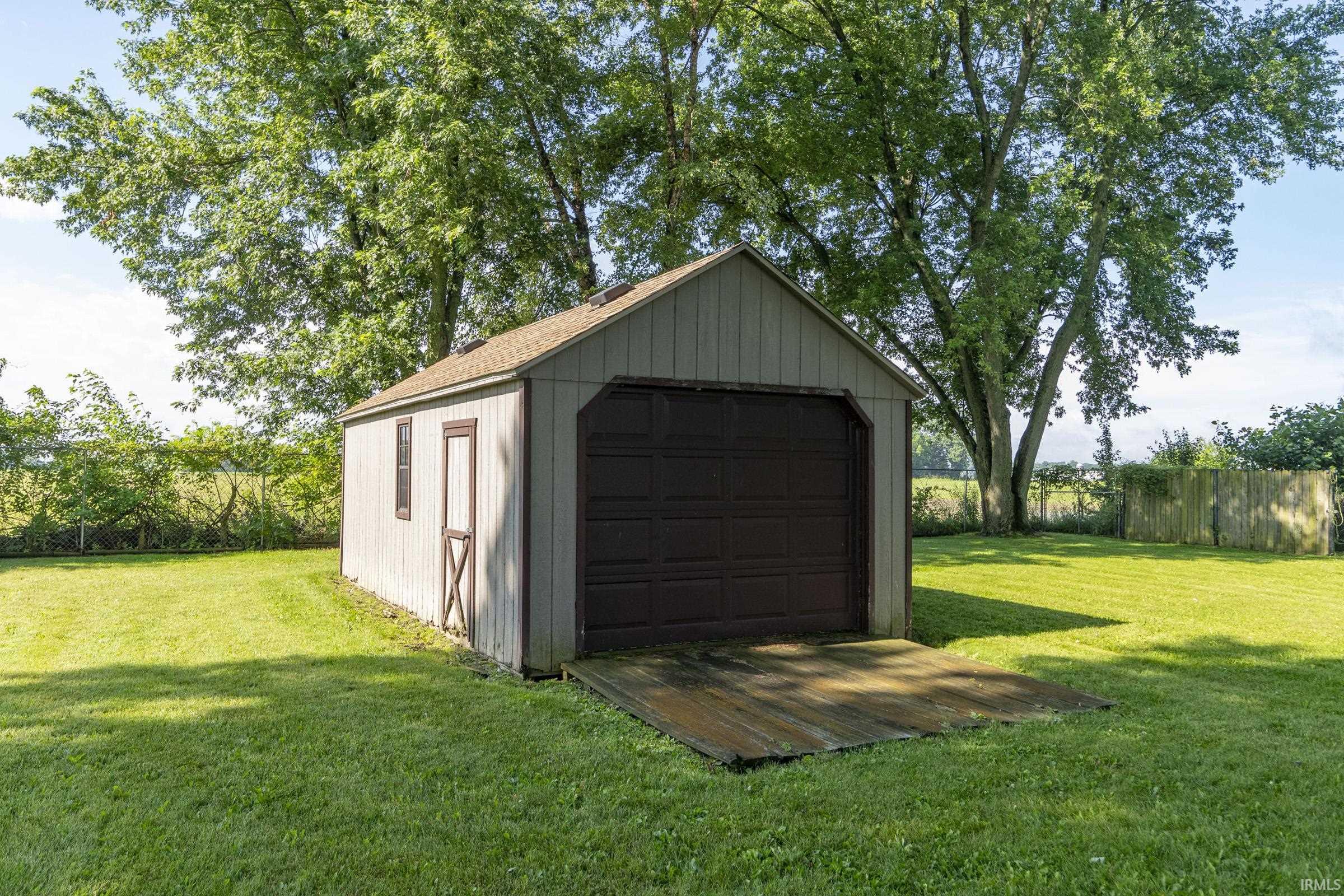 16180 Madison Road South Bend, IN 46614 - Photo 31 of 38