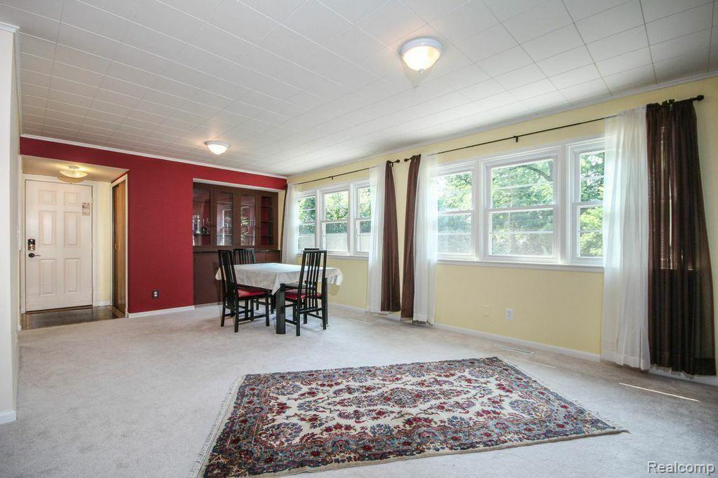 1602 Cherokee Road Ann Arbor, MI 48104 - Photo 6 of 20 backliving?dining room 1 copy.jpg