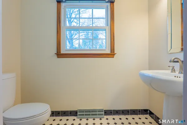 $4,000 | 9 Pleasant Street, Bethel, CT 06801