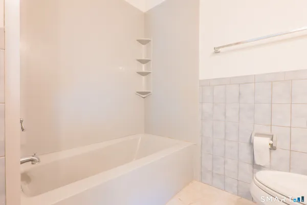 $4,000 | 9 Pleasant Street, Bethel, CT 06801