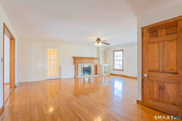 $4,000 | 9 Pleasant Street, Bethel, CT 06801