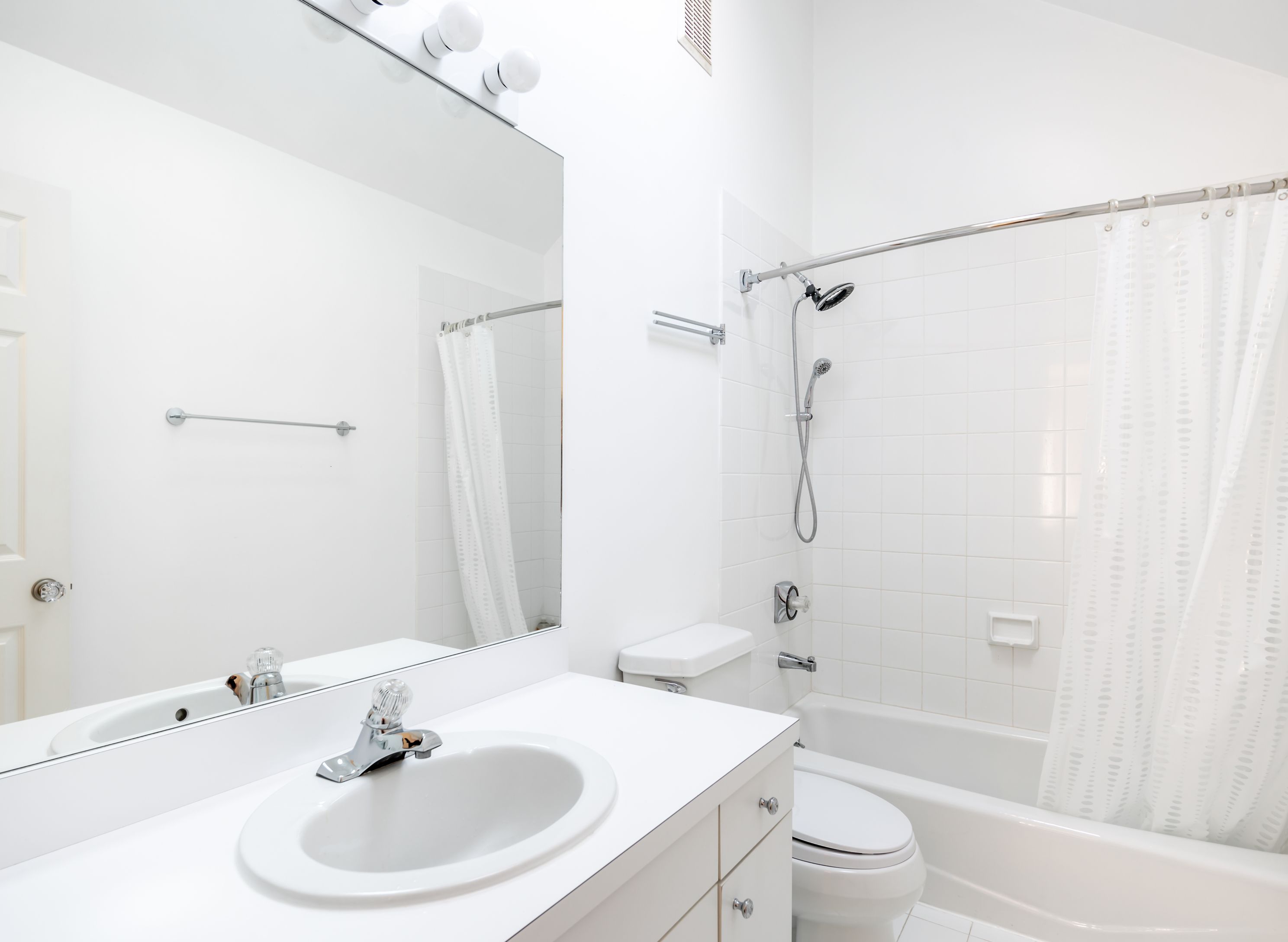 2784 Deerfield Road Sag Harbor, NY 11963 - Photo 12 of 18