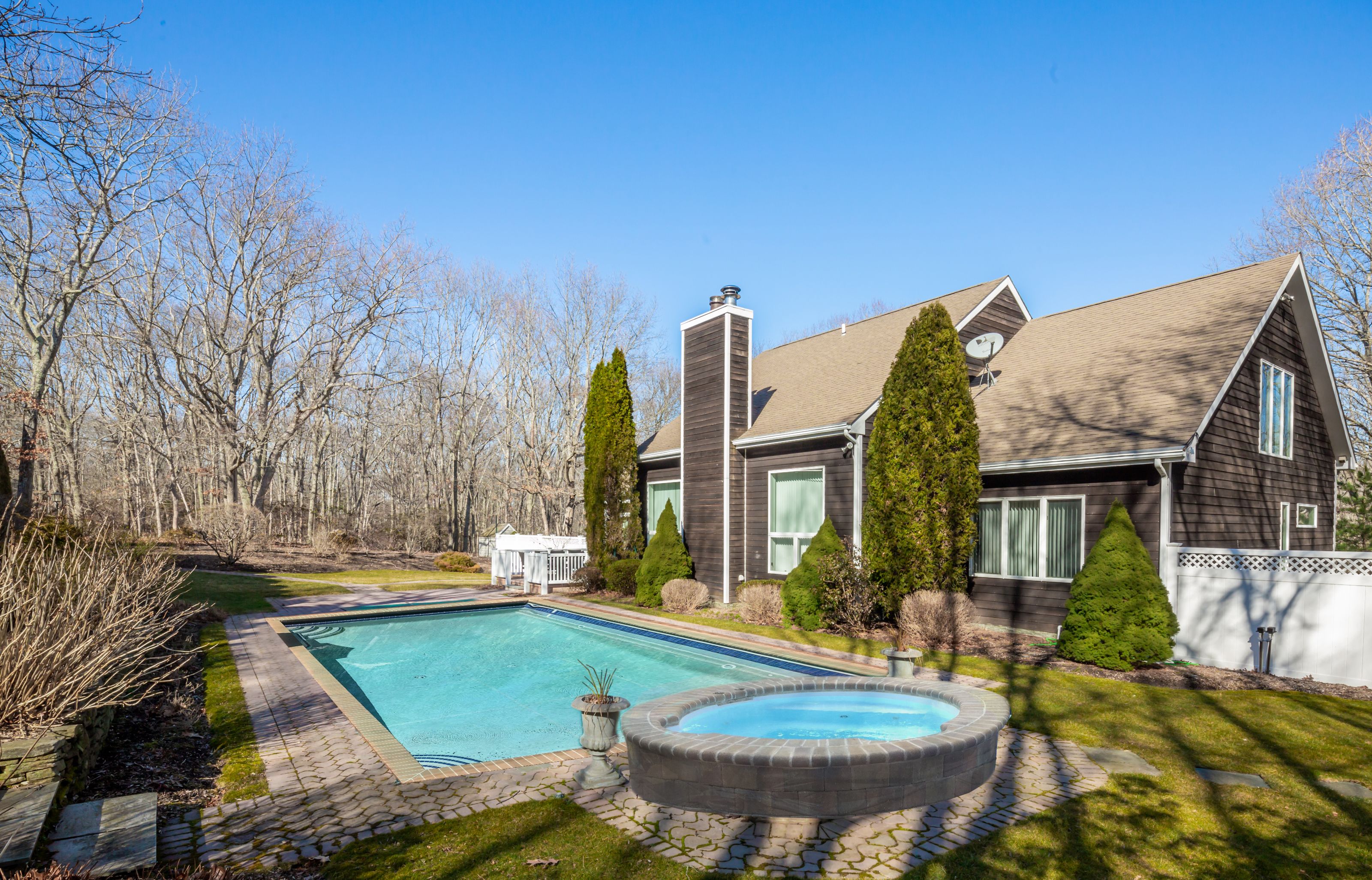 2784 Deerfield Road Sag Harbor, NY 11963 - Photo 8 of 18