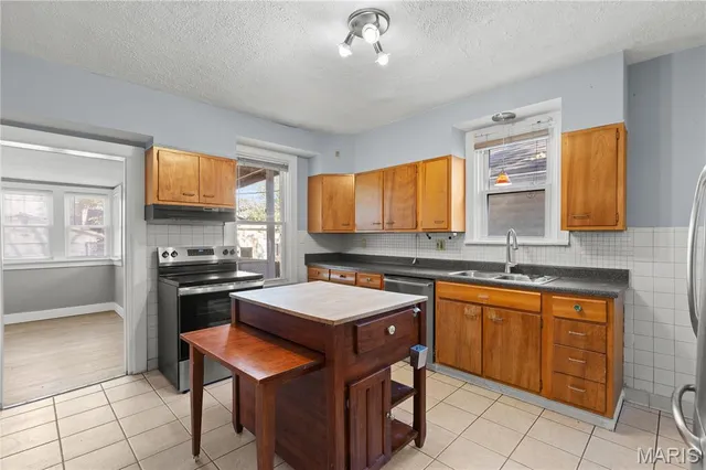 $200,000 | 5315 Blow Street, St. Louis, MO 63109