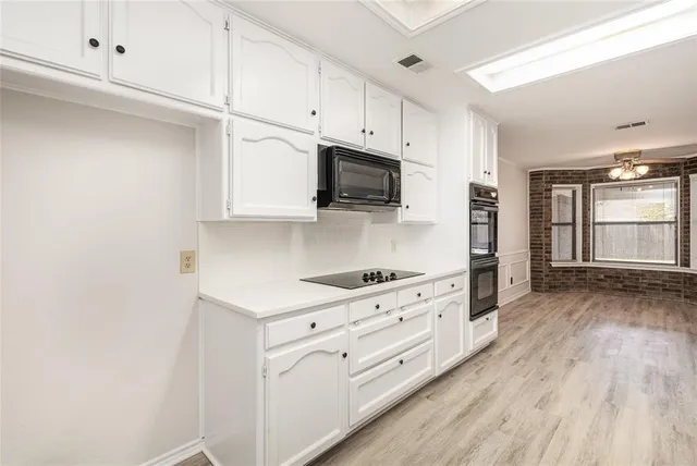 $475,000 | 7401 Windcrest Court North, North Richland Hills, TX 76182