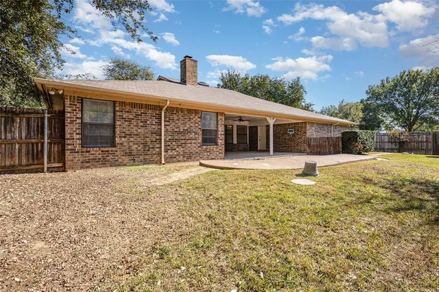 $475,000 | 7401 Windcrest Court North, North Richland Hills, TX 76182