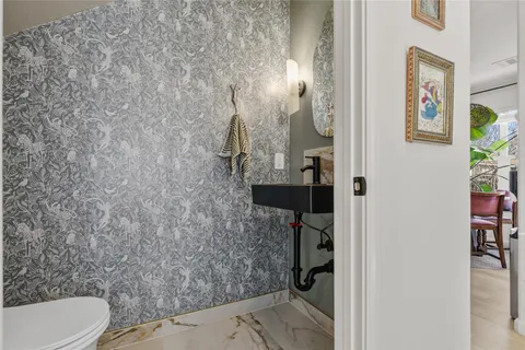 $425,000 | 7400 South Glenn Street, Austin, TX 78744