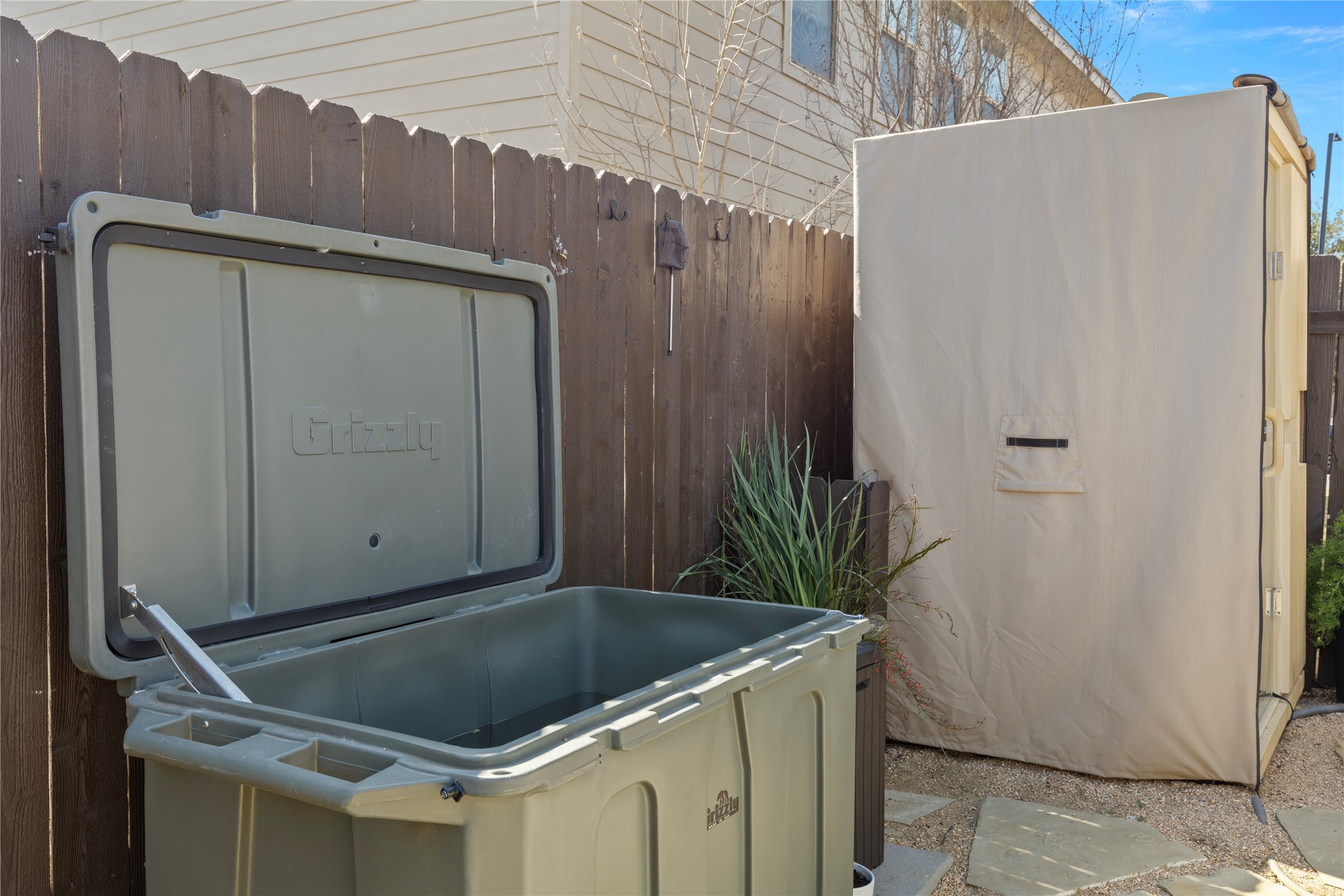 7400 South Glenn Street Austin, TX 78744 - Photo 26 of 36 Entry to storm shelter