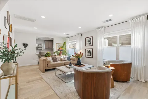 $425,000 | 7400 South Glenn Street, Austin, TX 78744